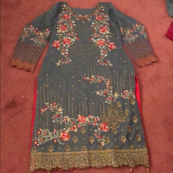 Jazmin chiffon grey red pakistani salwar kameez - Picture 1 of 6